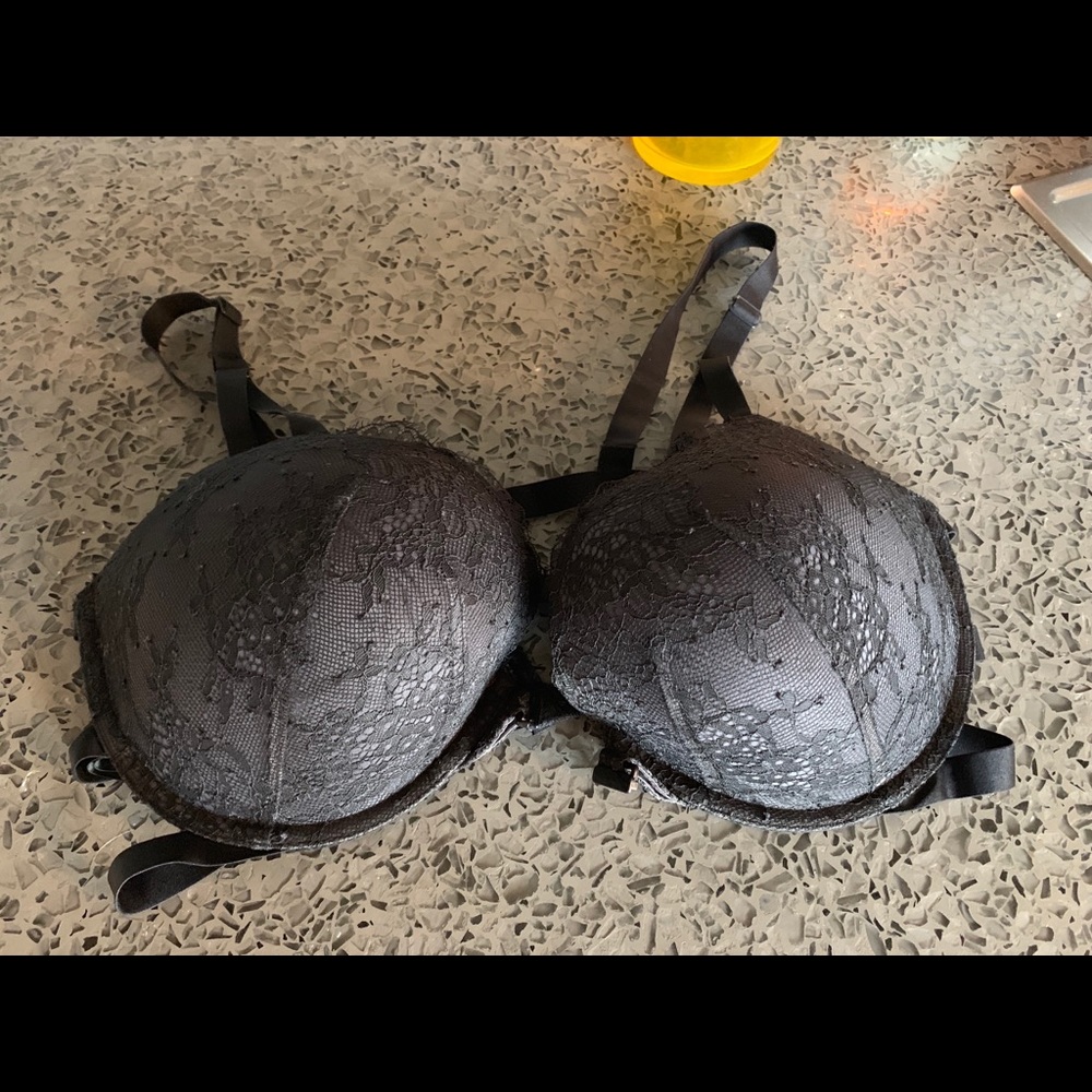 Victoria’s Secret Strappy Black Bra